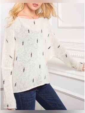 WOODEN SHIPS Poalo Buendida Round Neck Lightning Bolt Print Knit Sweater White